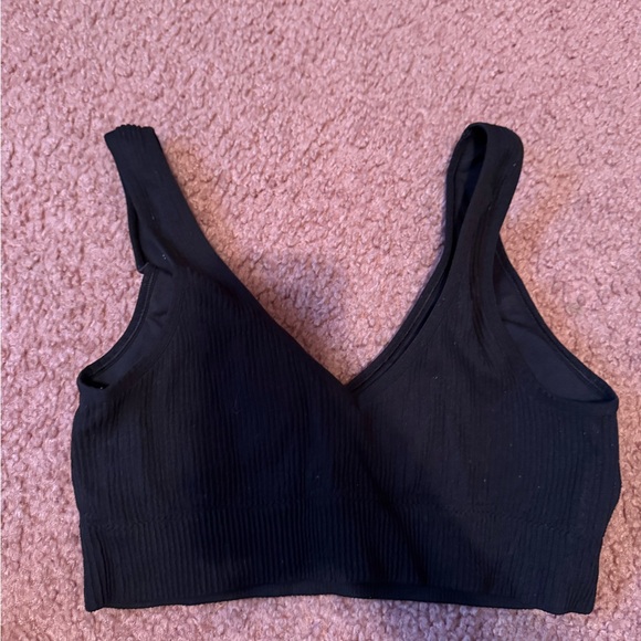 Aerie Black V-Neck Ribbed Crop Top - Picture 2 of 3